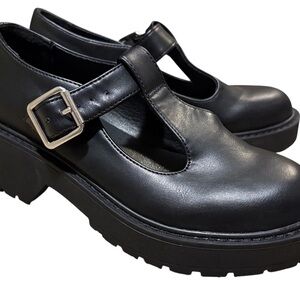 Madden Girl Black Mary Jane Chunky Platform Buckled Shoes - Size 6